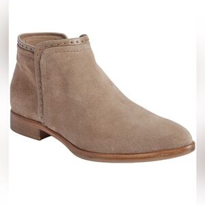 Italeau Miralda Suede Ankle Boots